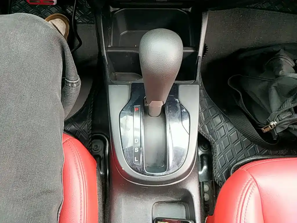 Honda Fit — миниатюра 14