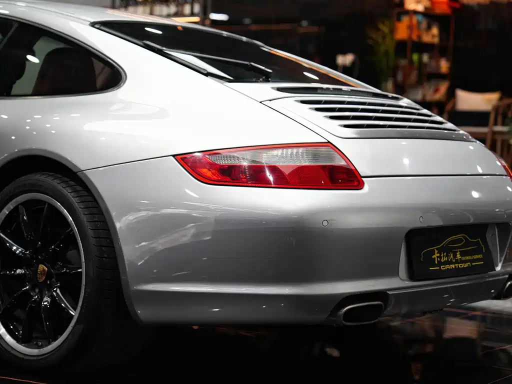 Porsche 911 — миниатюра 10