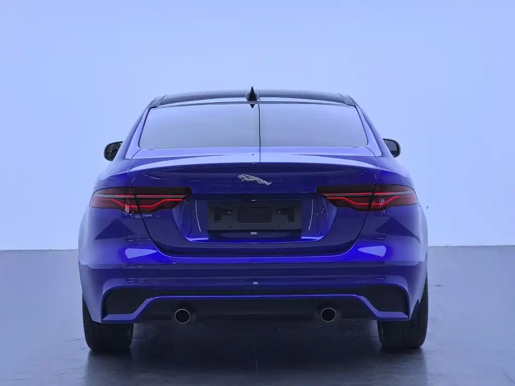 Jaguar XEL 2021 2.0T 200PS R-DYNAMIC Sport
