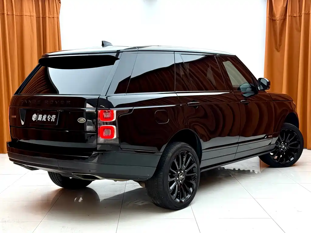 Land Rover Range Rover — миниатюра 4