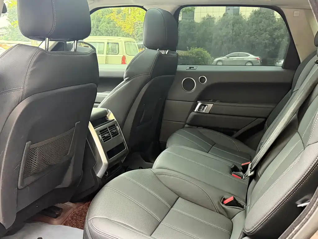 Land Rover Sport — миниатюра 8