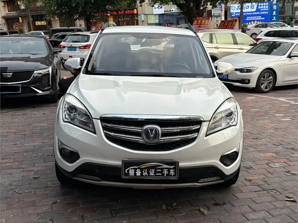 Changan CS35 — миниатюра 2