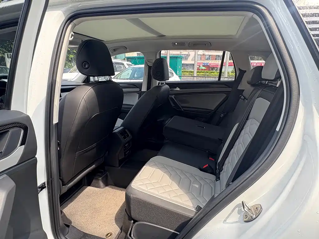Volkswagen Tayron — миниатюра 3