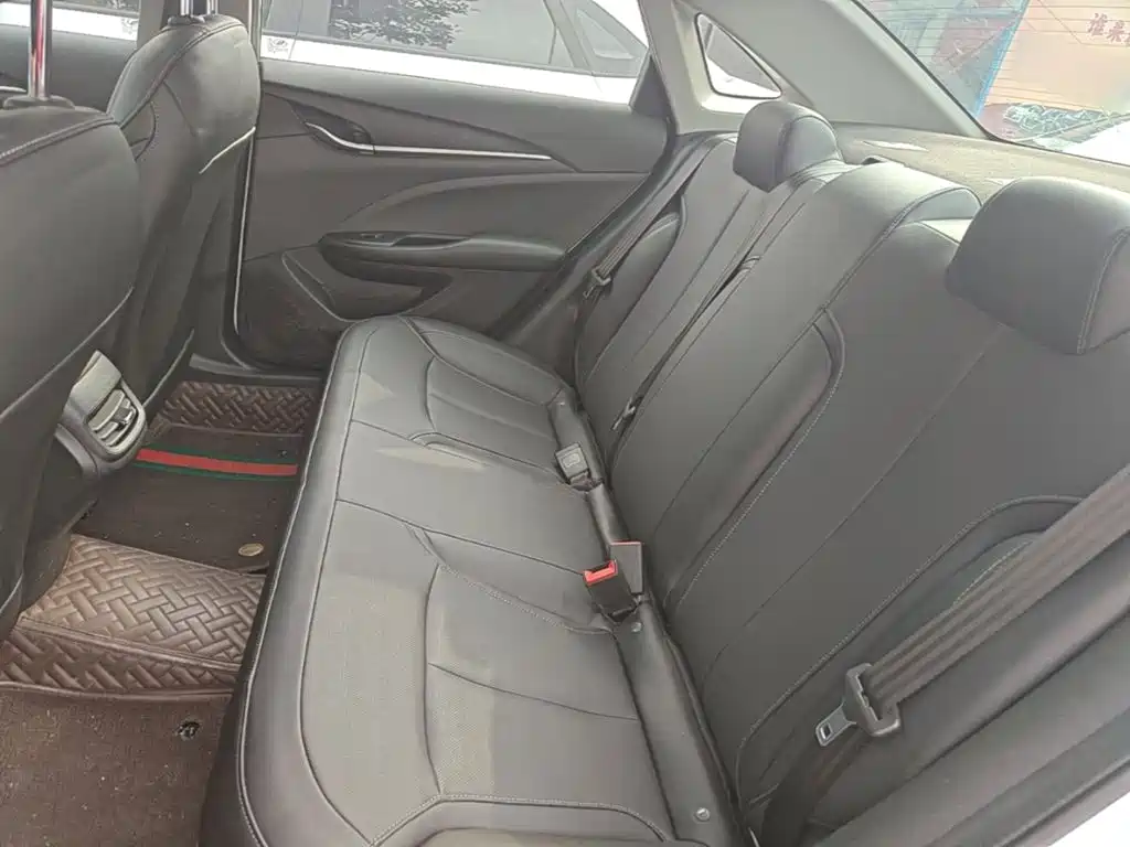 Buick Excelle — миниатюра 17