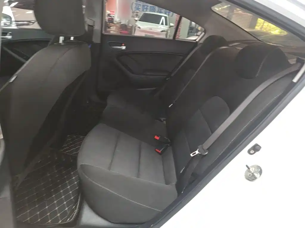 Kia K3 — миниатюра 17