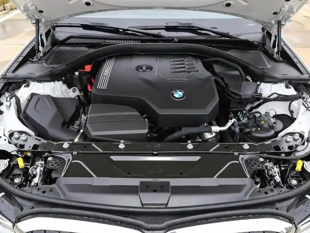 BMW 3 Series — миниатюра 11