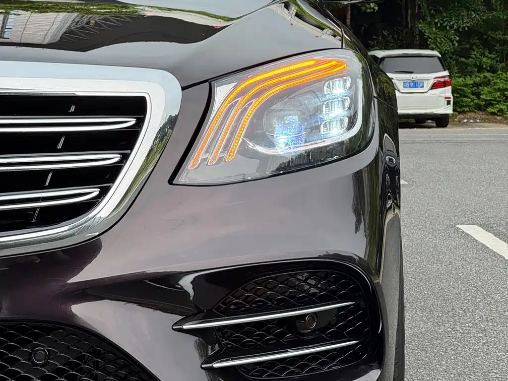Mercedes-Benz S-Class — миниатюра 4