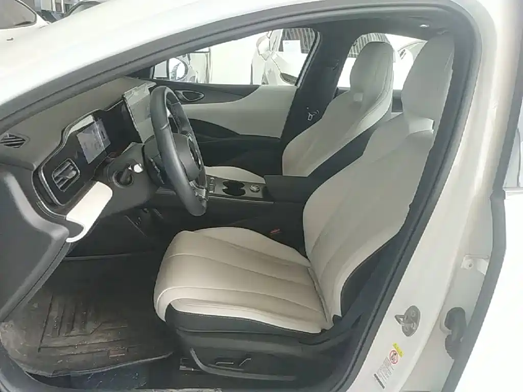 BYD Seal 06 — миниатюра 15
