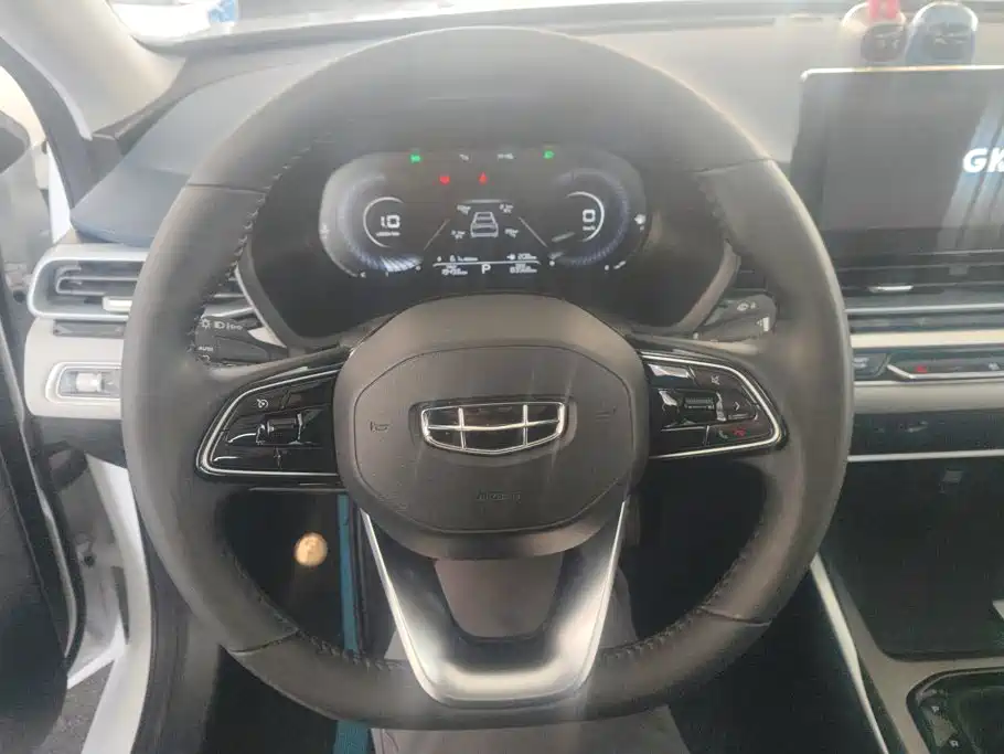 Geely Emgrand — миниатюра 15