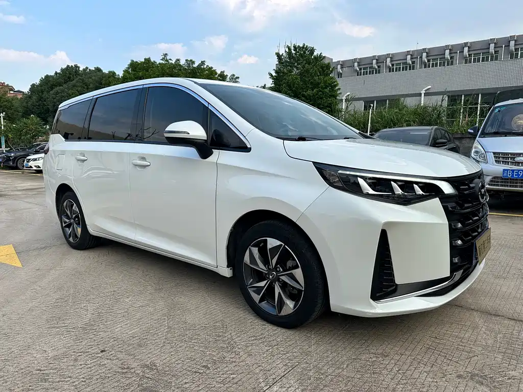 GAC Motor Trumpchi M6 — миниатюра 3