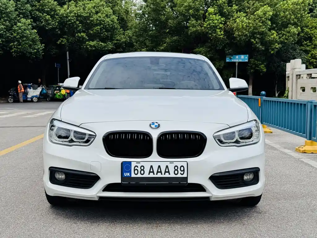 BMW 1 Series (Import) — миниатюра 2