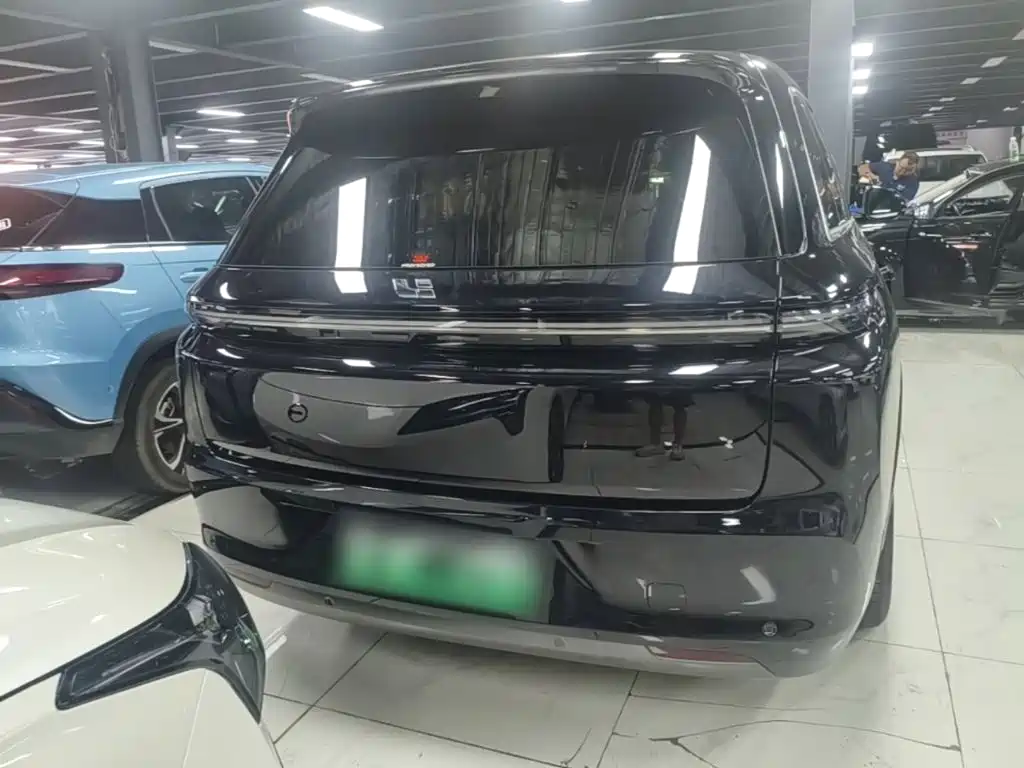 Li Auto Li L8 — миниатюра 6