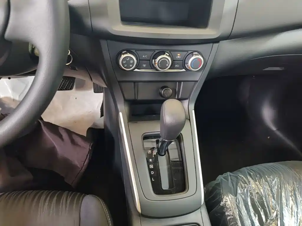 Nissan Sylphy — миниатюра 14