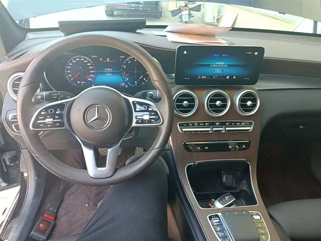 Mercedes-Benz GLC 2021 GLC 300 L 4MATIC