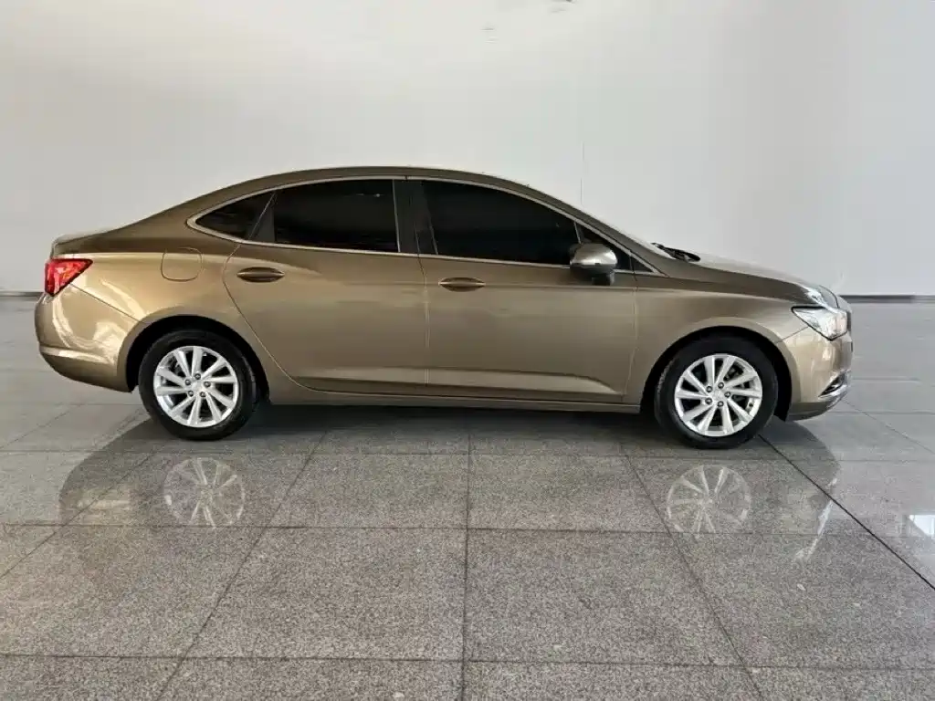 Buick Verano — миниатюра 3