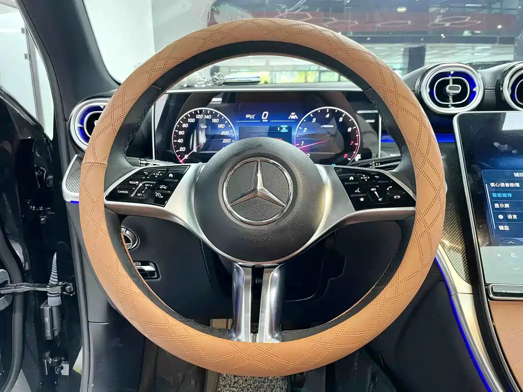 Mercedes-Benz GLC — миниатюра 18