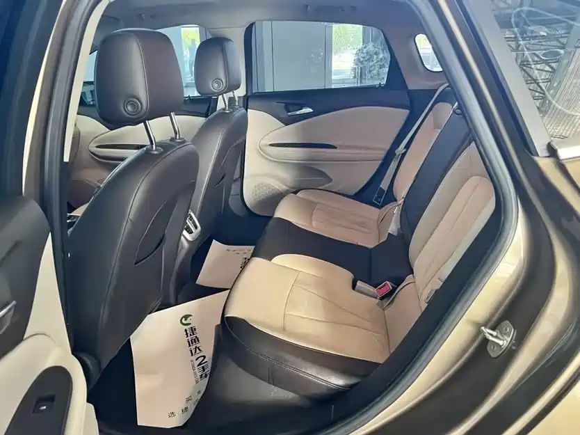 Buick Verano — миниатюра 27