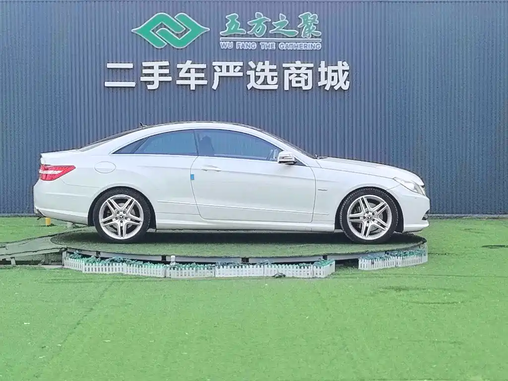 Mercedes-Benz E-Class (Import) — миниатюра 5