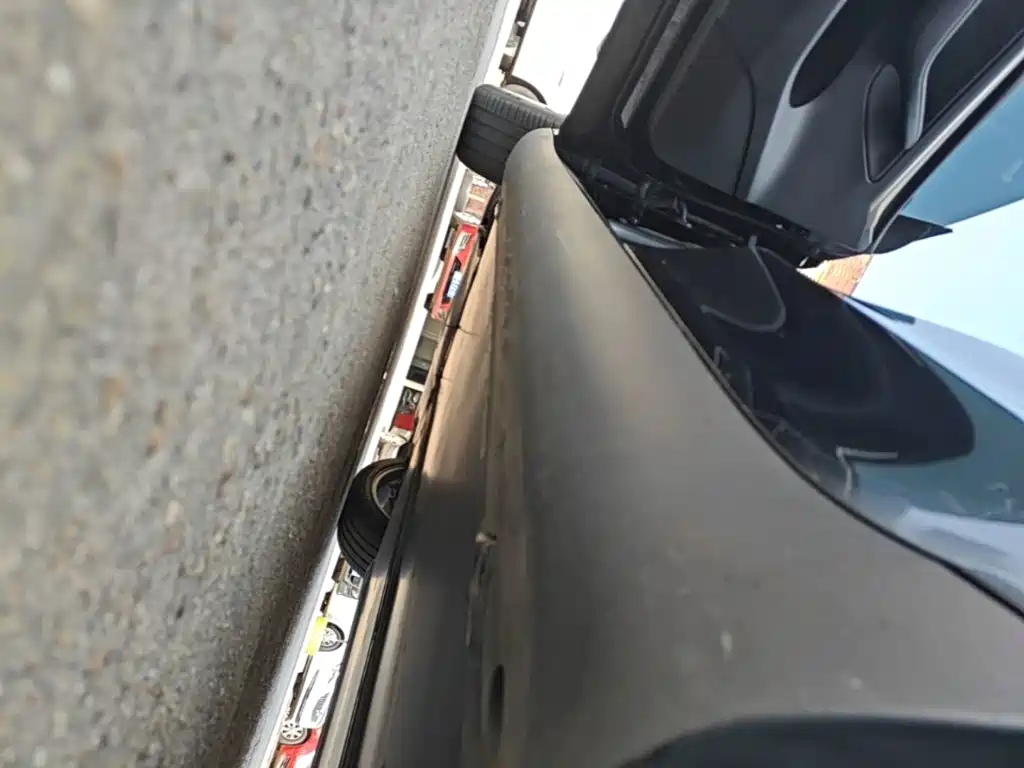 Tesla Model Y — миниатюра 22