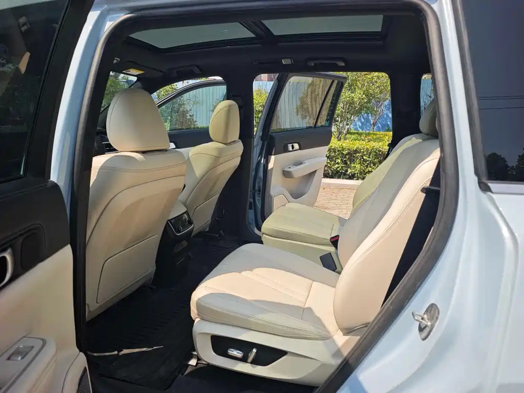 Li Auto Li ONE — миниатюра 6