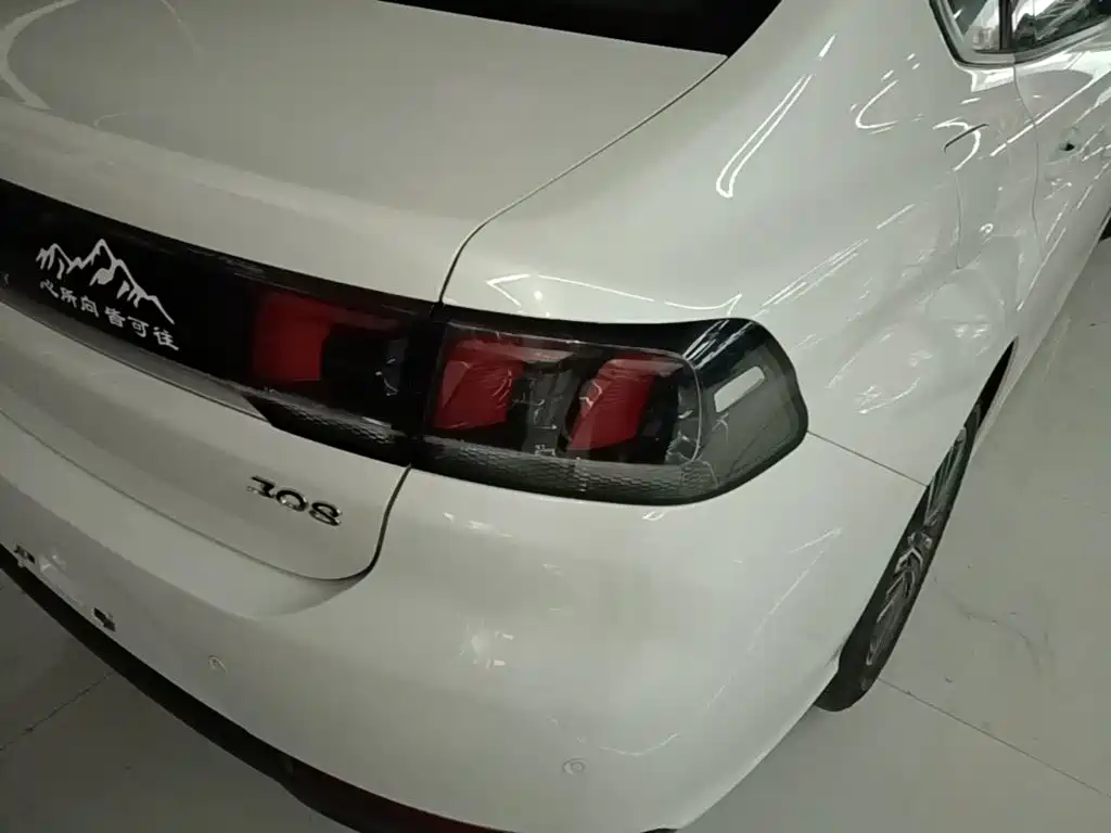 Peugeot 308 — миниатюра 8