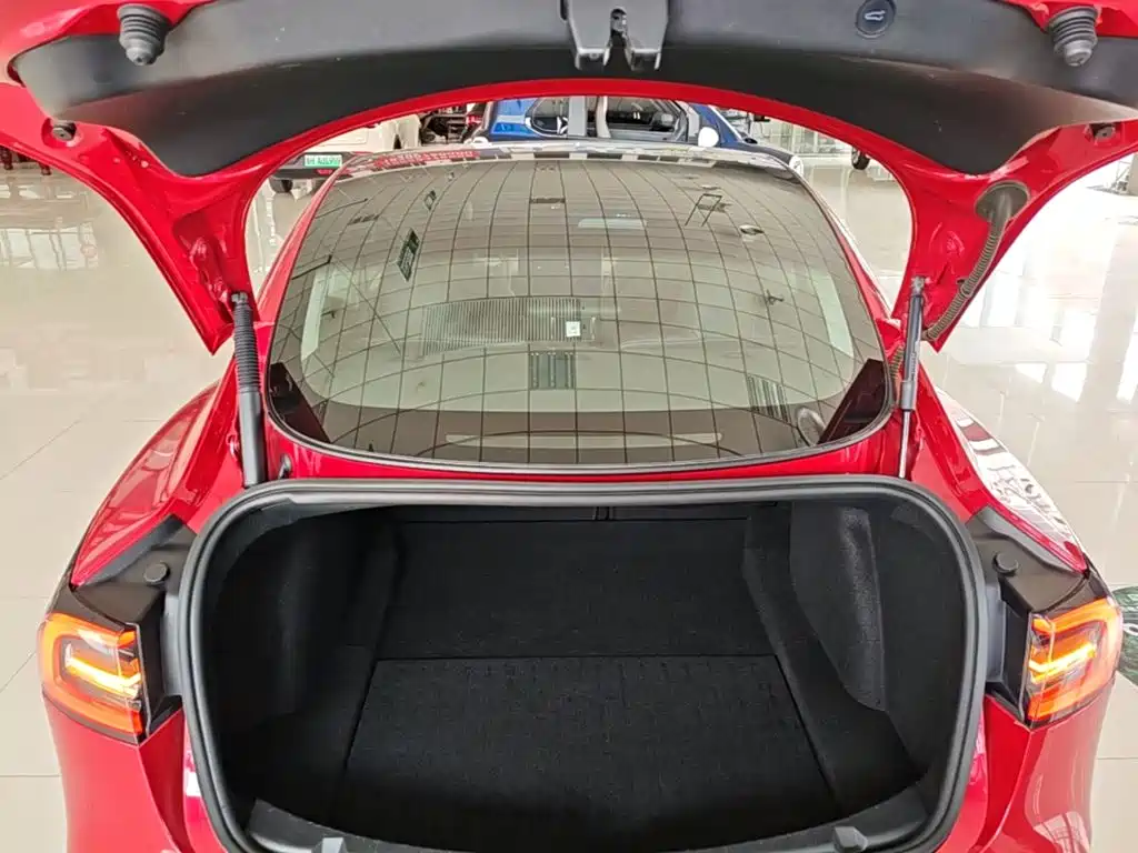 Tesla Model 3 — фотографии объявления, Фото 20