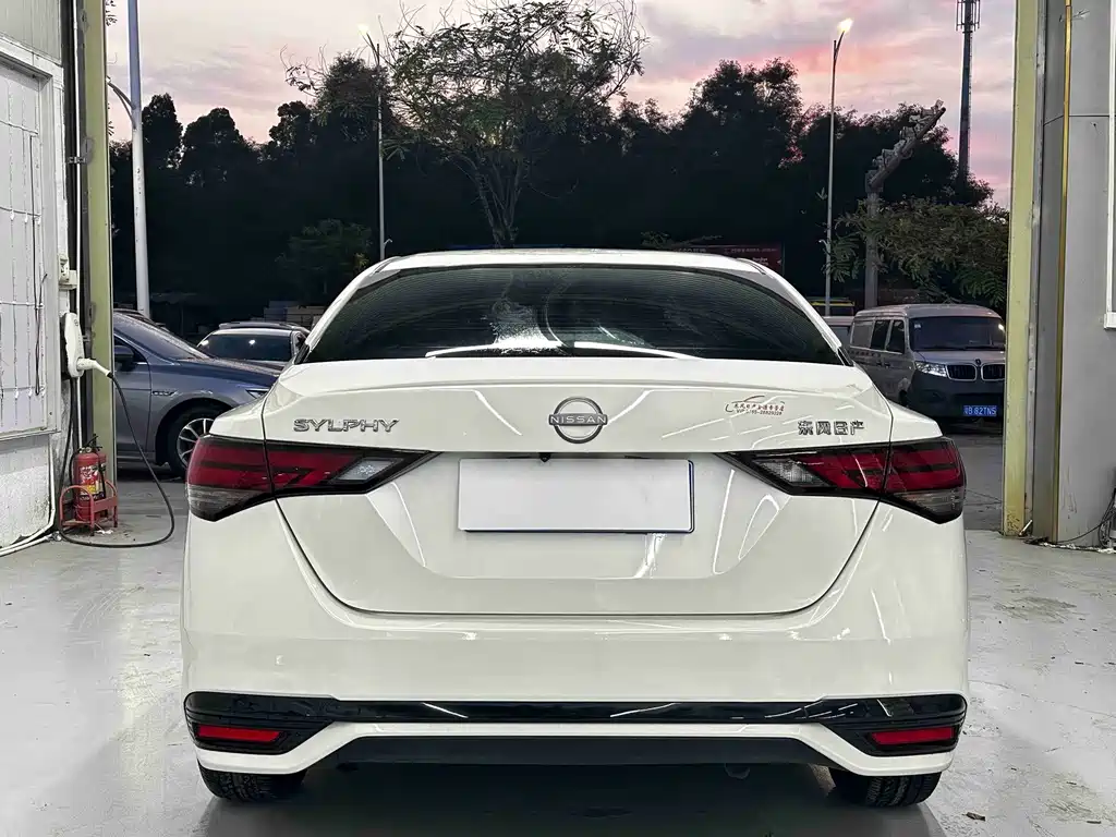 Nissan Sylphy — миниатюра 7
