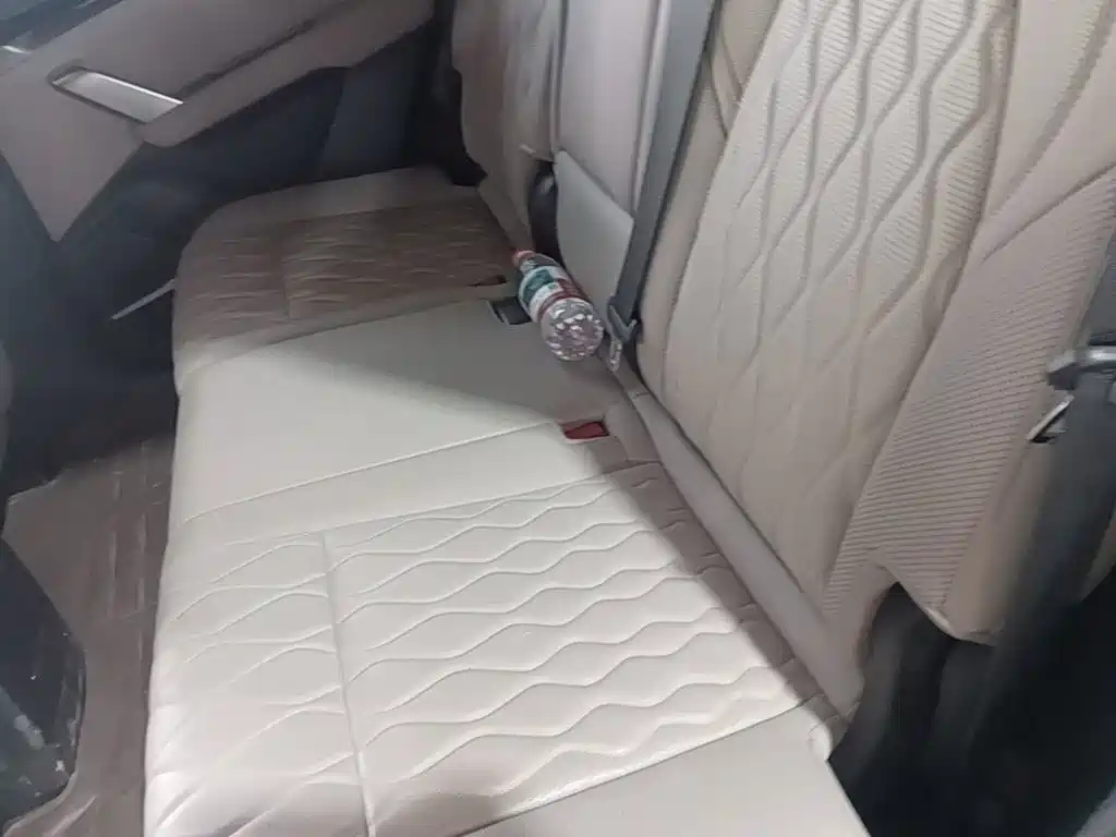 BYD Tang New Energy — миниатюра 17