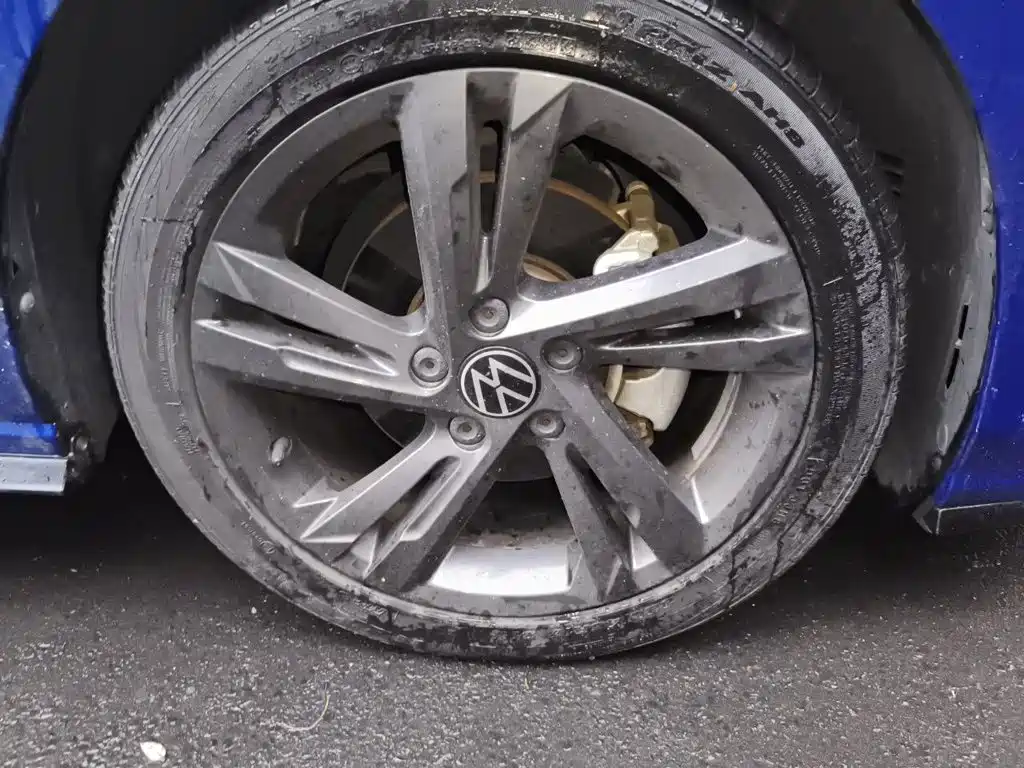 Volkswagen Golf — миниатюра 8