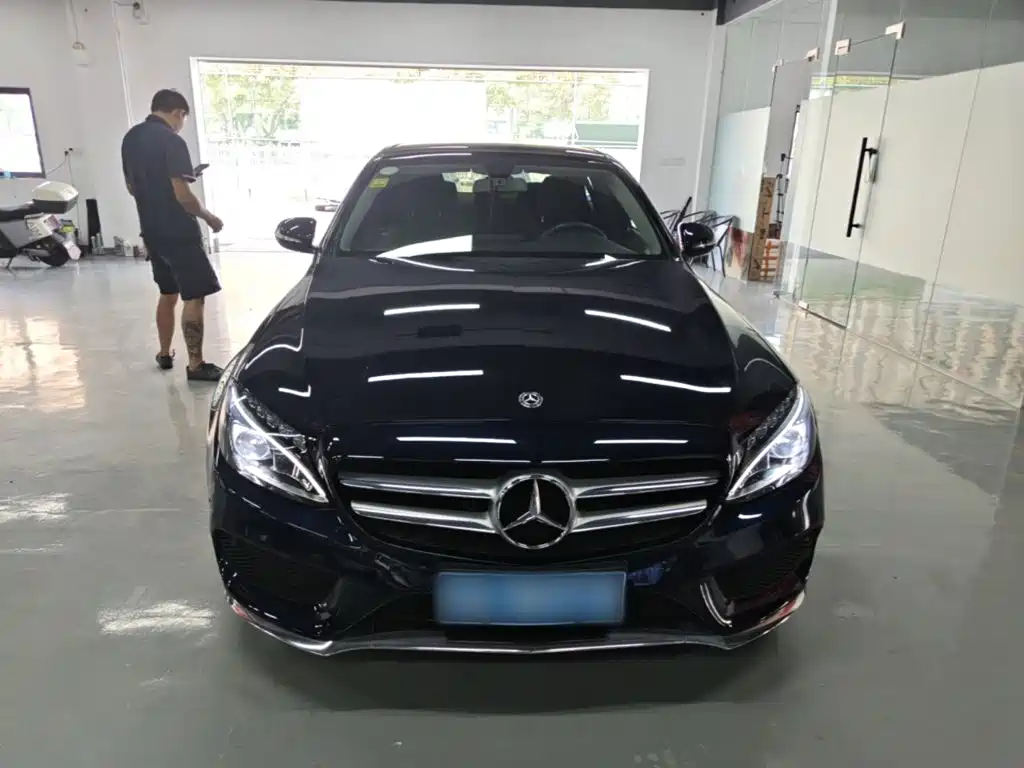 Mercedes-Benz C-Class — миниатюра 3