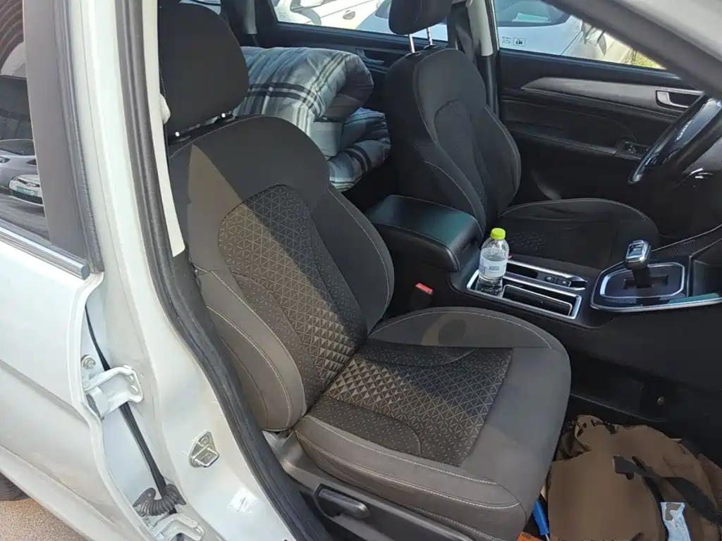 Haval M6 — миниатюра 25
