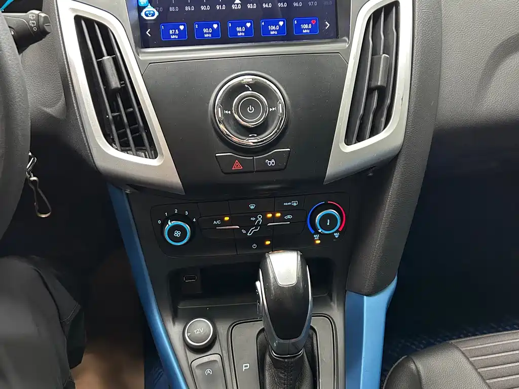 Ford Focus — миниатюра 11