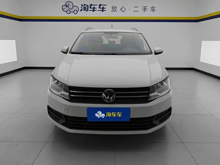 Volkswagen Santana — миниатюра 2