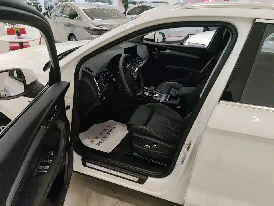 Audi Q5L — миниатюра 4