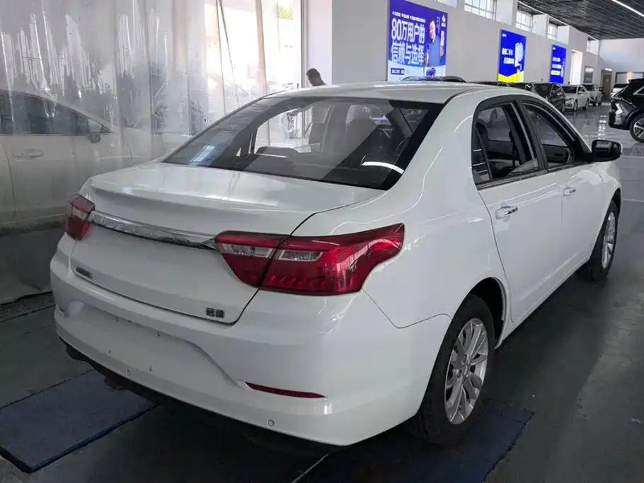Geely Vision — миниатюра 3