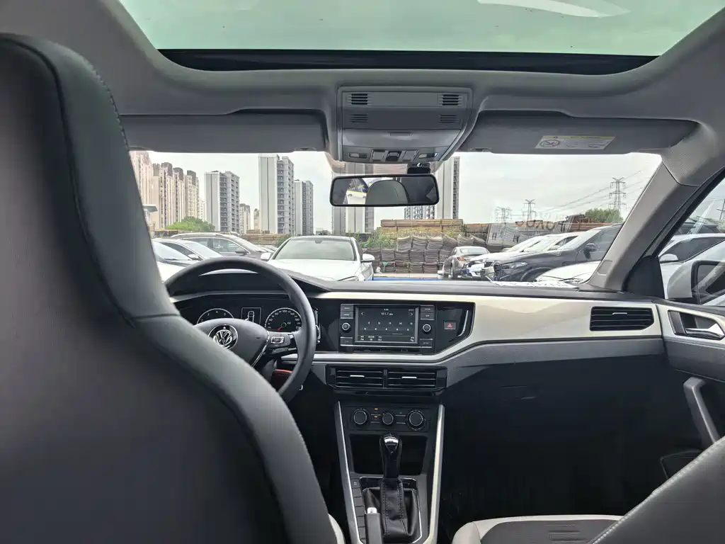 Volkswagen Polo — миниатюра 5