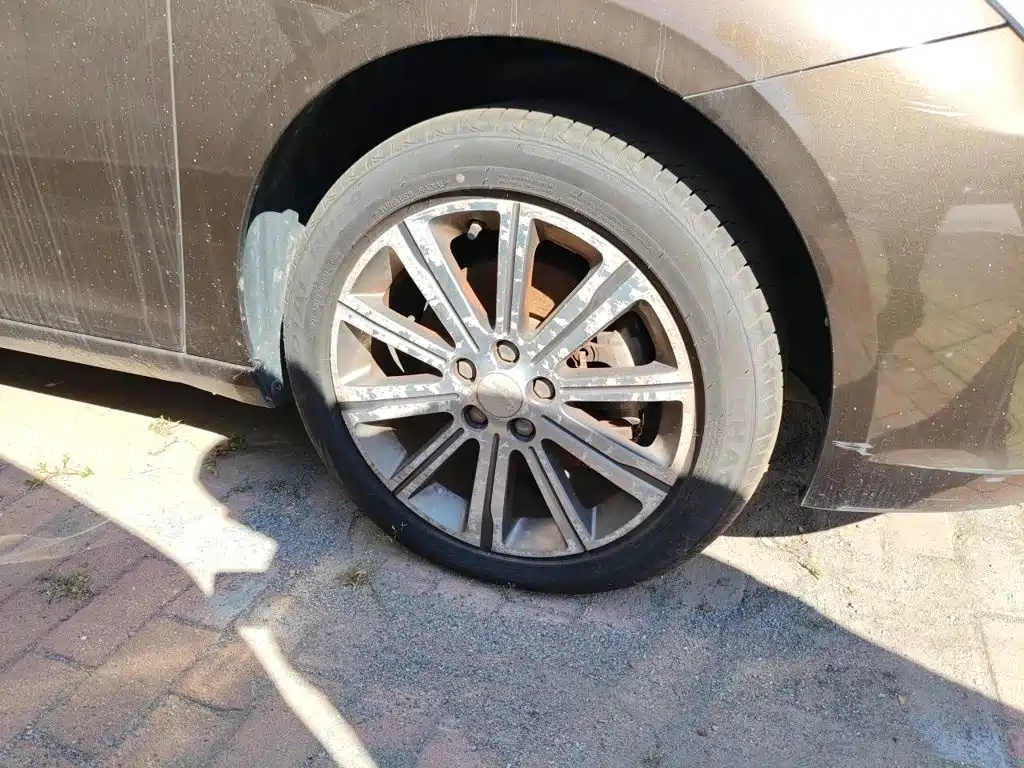 Peugeot 408 — миниатюра 9