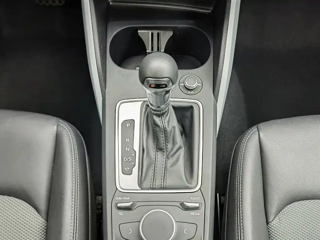 Audi Q2L — миниатюра 13