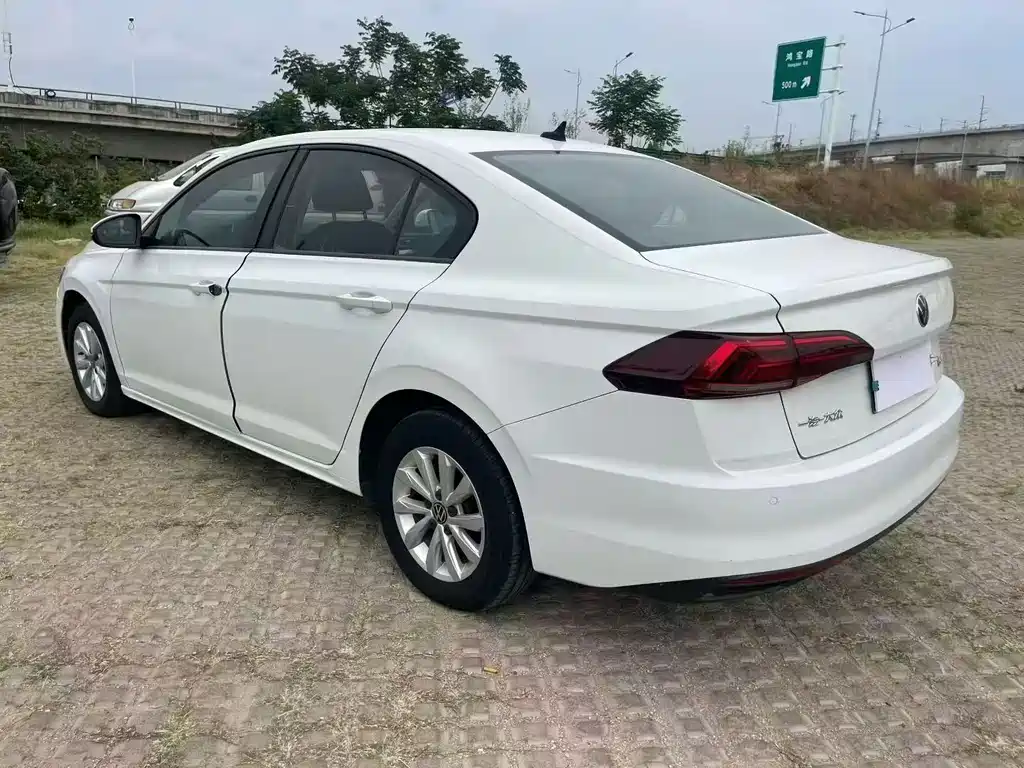 Volkswagen Bora 2021 1.5L AT Comfort Smart Connect