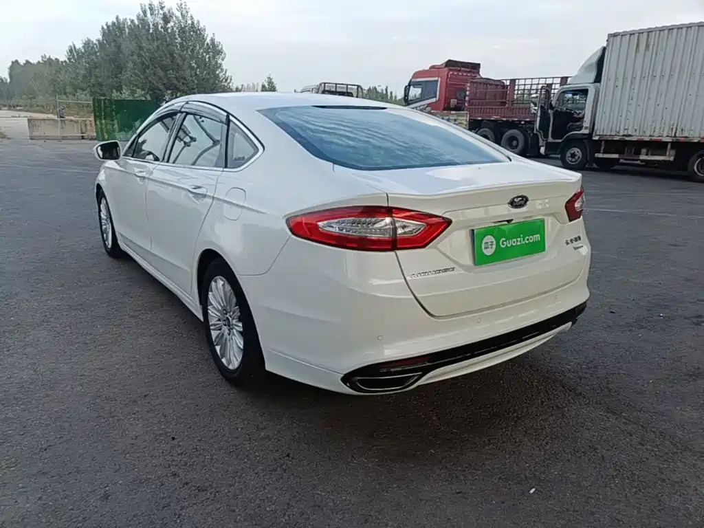 Ford Mondeo — миниатюра 5