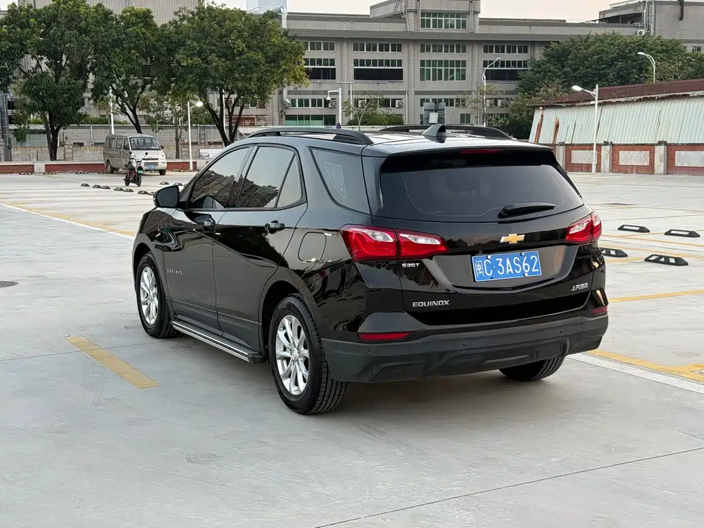Chevrolet Equinox — миниатюра 4