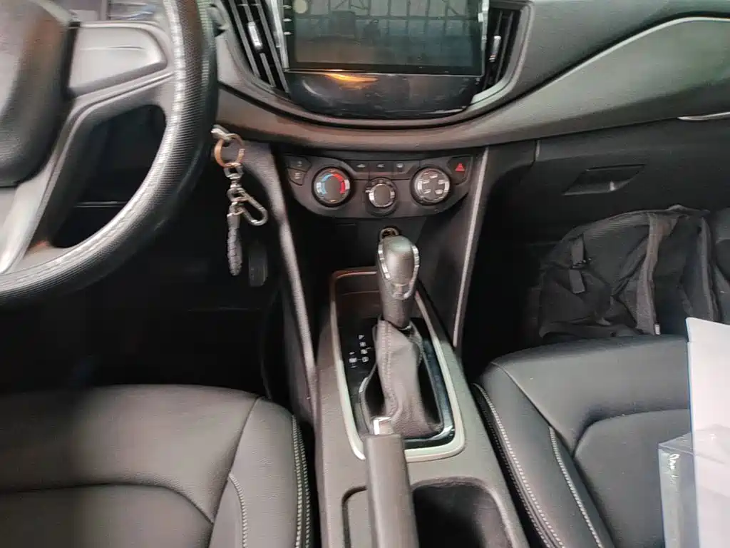 Chevrolet Cavalier — миниатюра 13
