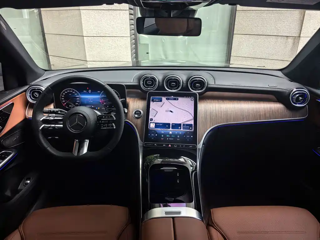 Mercedes-Benz GLC 2025 GLC 300 L 4MATIC 5 мест