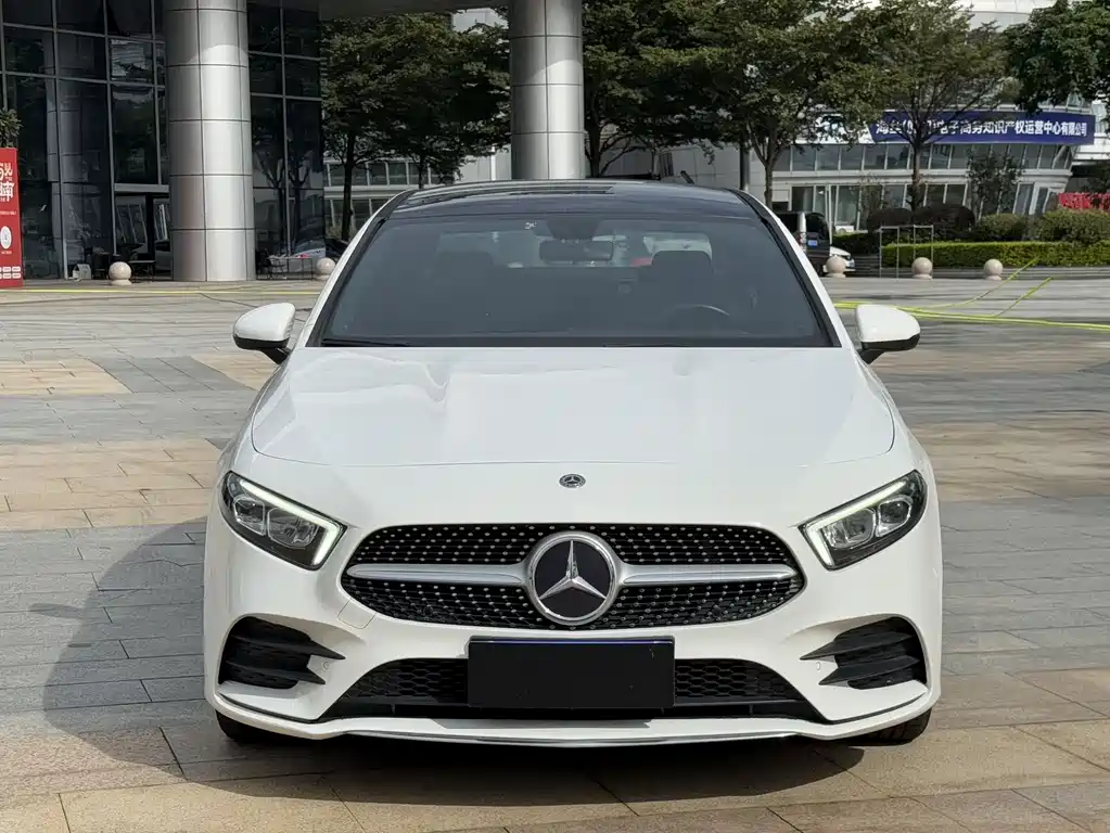 MERCEDES-BENZ A CLASS