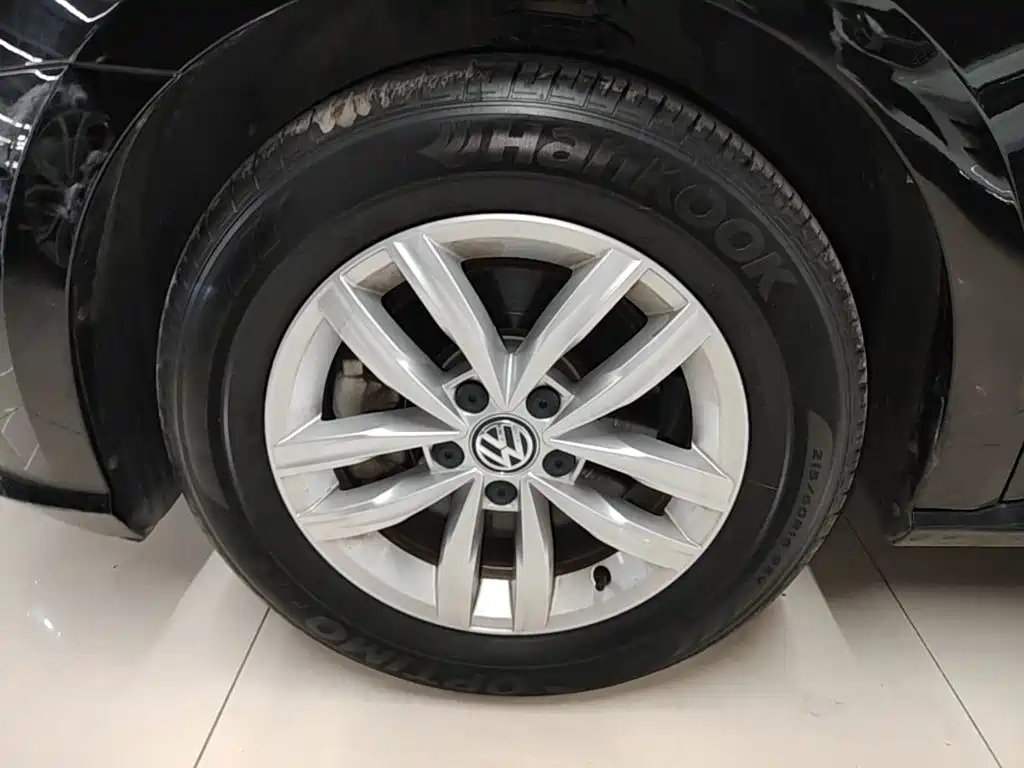 Volkswagen Passat — миниатюра 23