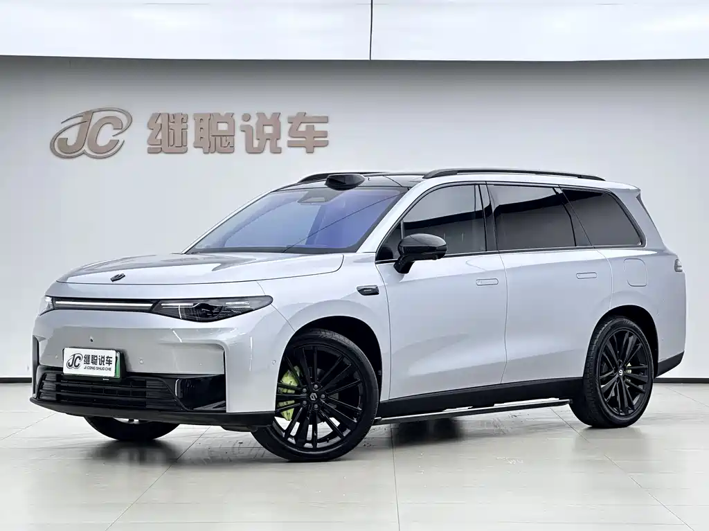 Leapmotor C16