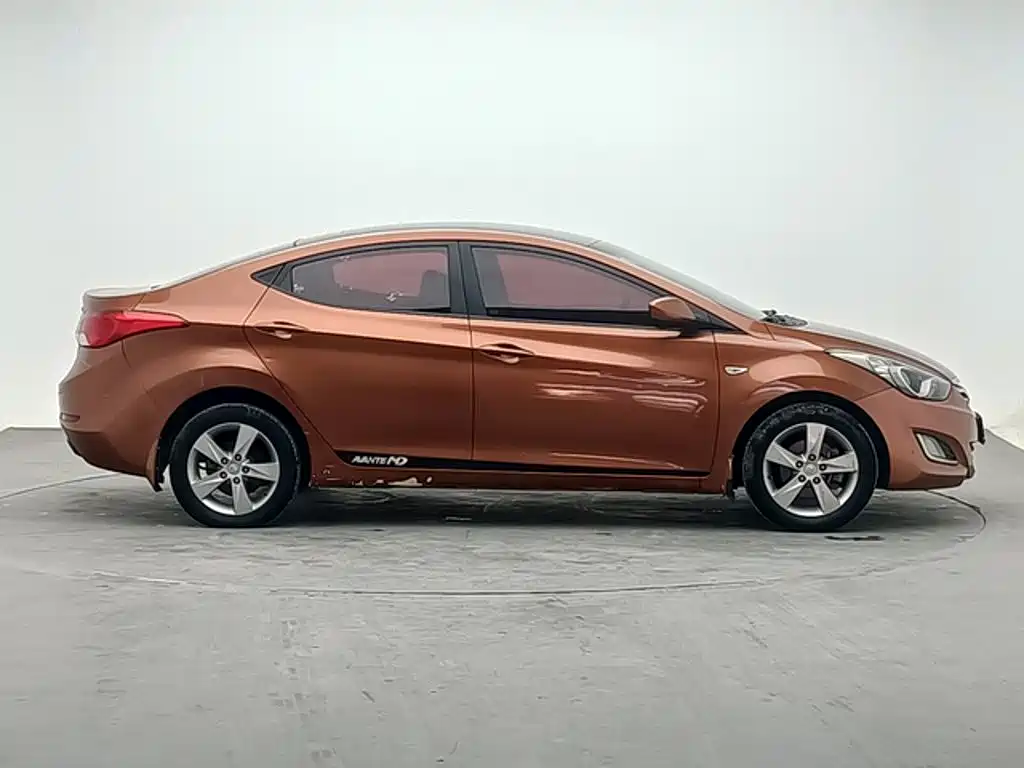 Hyundai Elantra Langdong — миниатюра 3