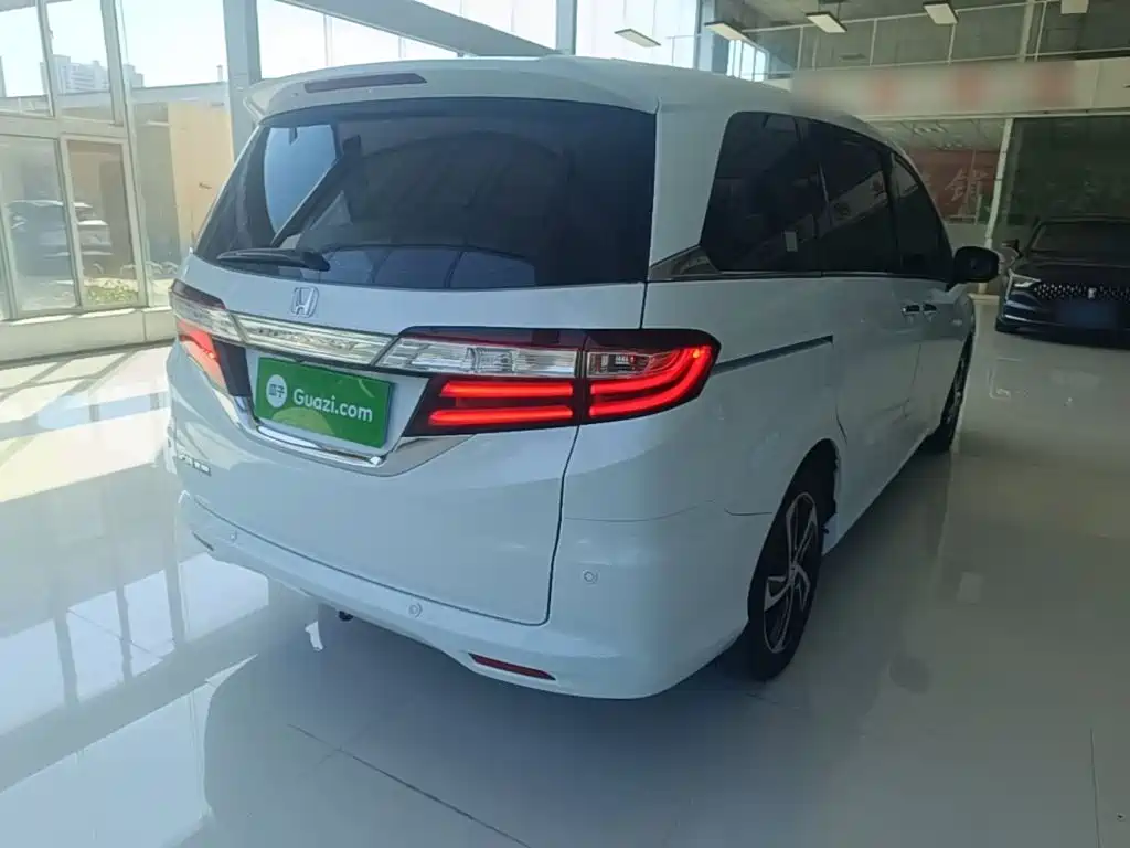 Honda Odyssey — миниатюра 7
