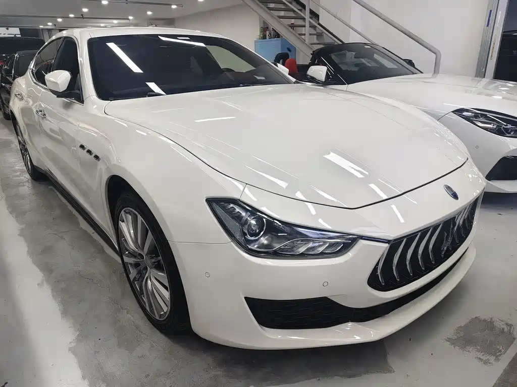 Maserati Ghibli — миниатюра 2