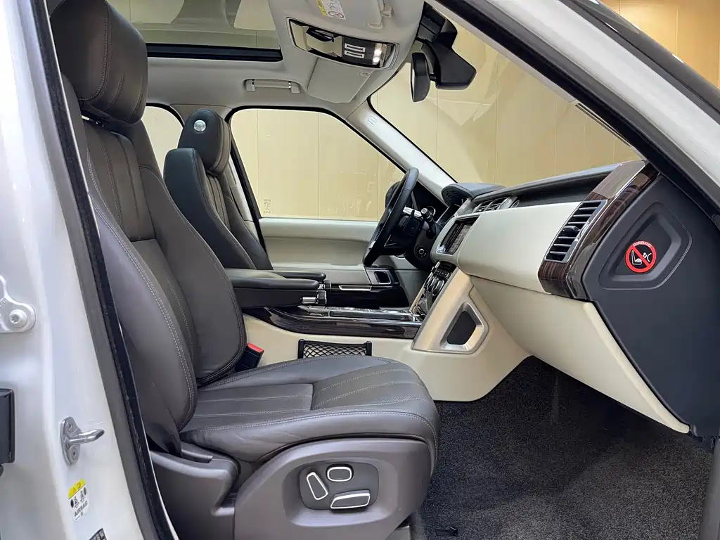 Land Rover Range Rover — миниатюра 6